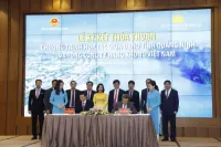 Vietnam Airlines và UBND tỉnh Quảng Ninh ký kết thỏa thuận hợp tác chiến lược