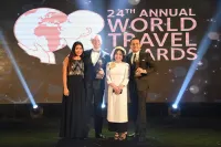 Giải thưởng ‘Oscar ngành du lịch’ dồn dập trao cho Việt Nam