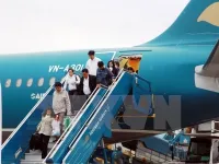 THỊ TRƯỜNG Vietnam Airlines chào đón vị khách thứ 94 triệu, Bông Sen Vàng đạt 1,5 triệu hội viên