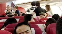 Giành chỗ ngồi trên máy bay, hành khách đánh nhau chảy máu